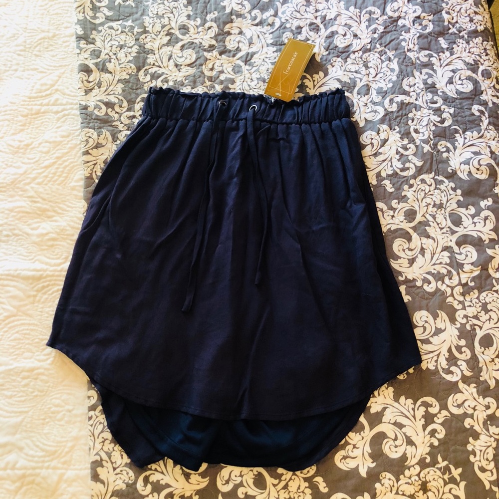 Navy Francesca’s high waisted skirt